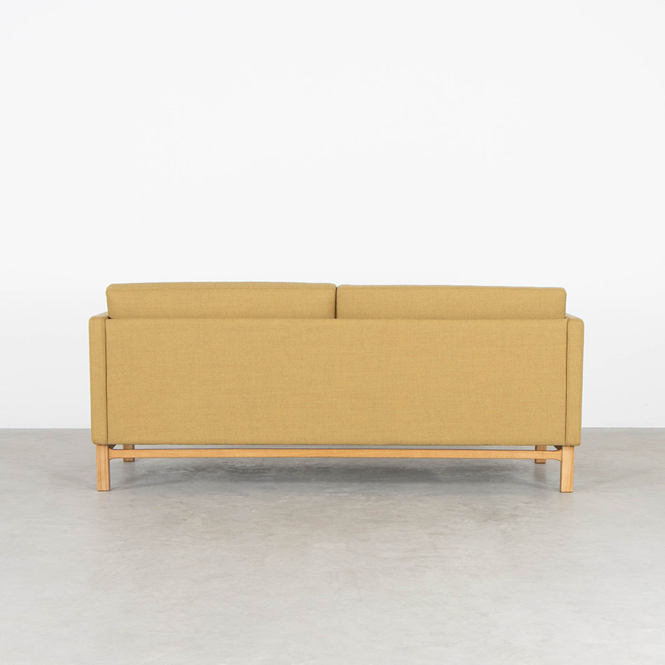 Sanna Sofa