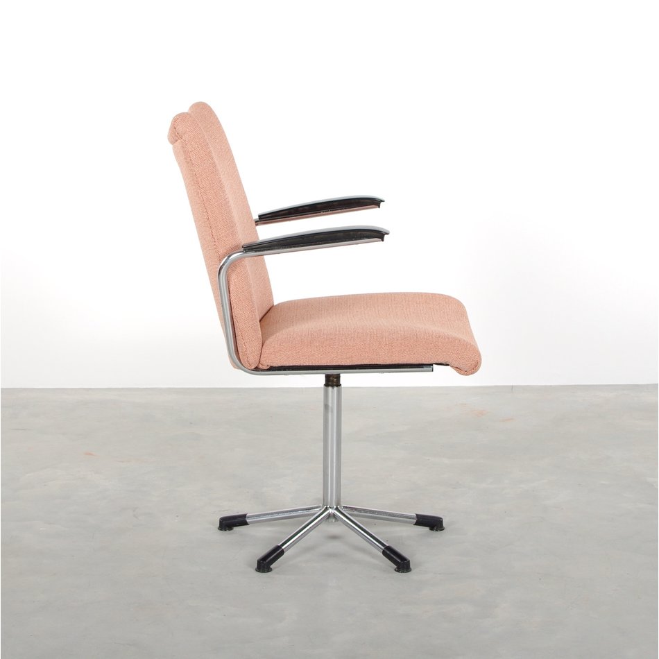 de Wit 3314 office chair light pink de ploeg fabric