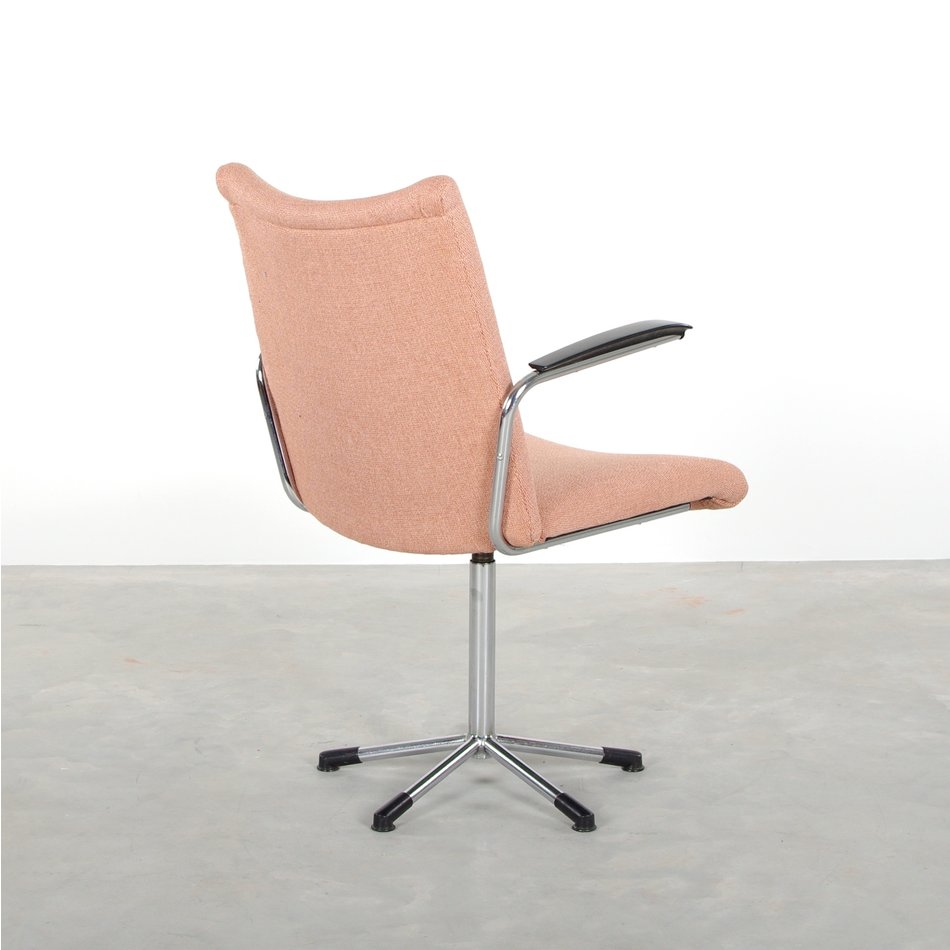 de Wit 3314 office chair light pink de ploeg fabric