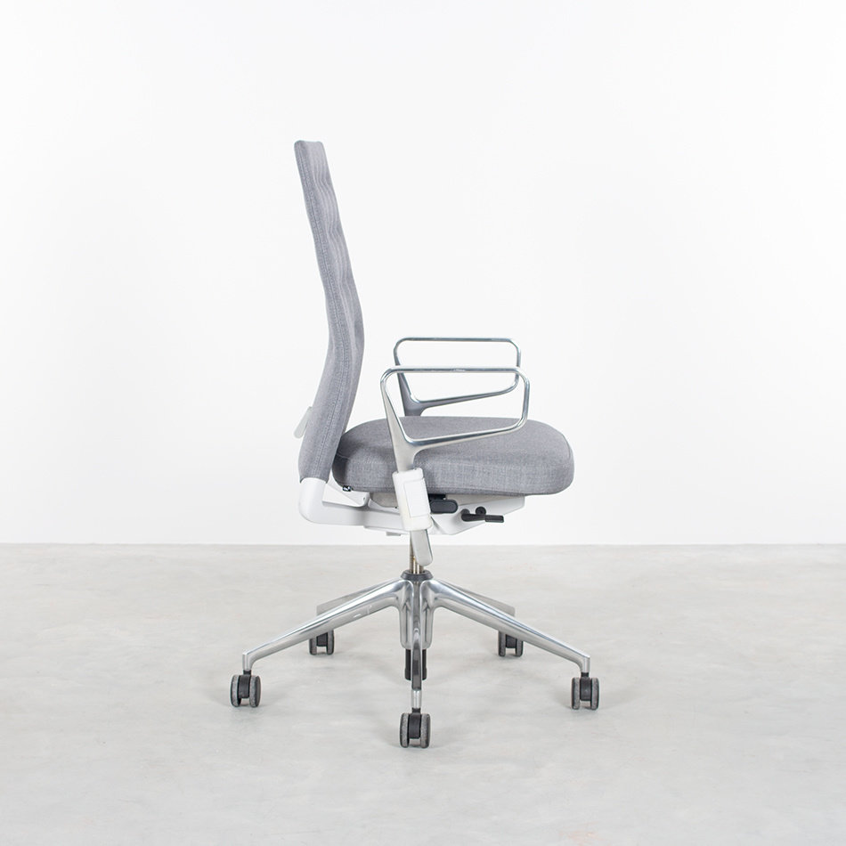 Vitra ID trim office chair Antonio Citterio