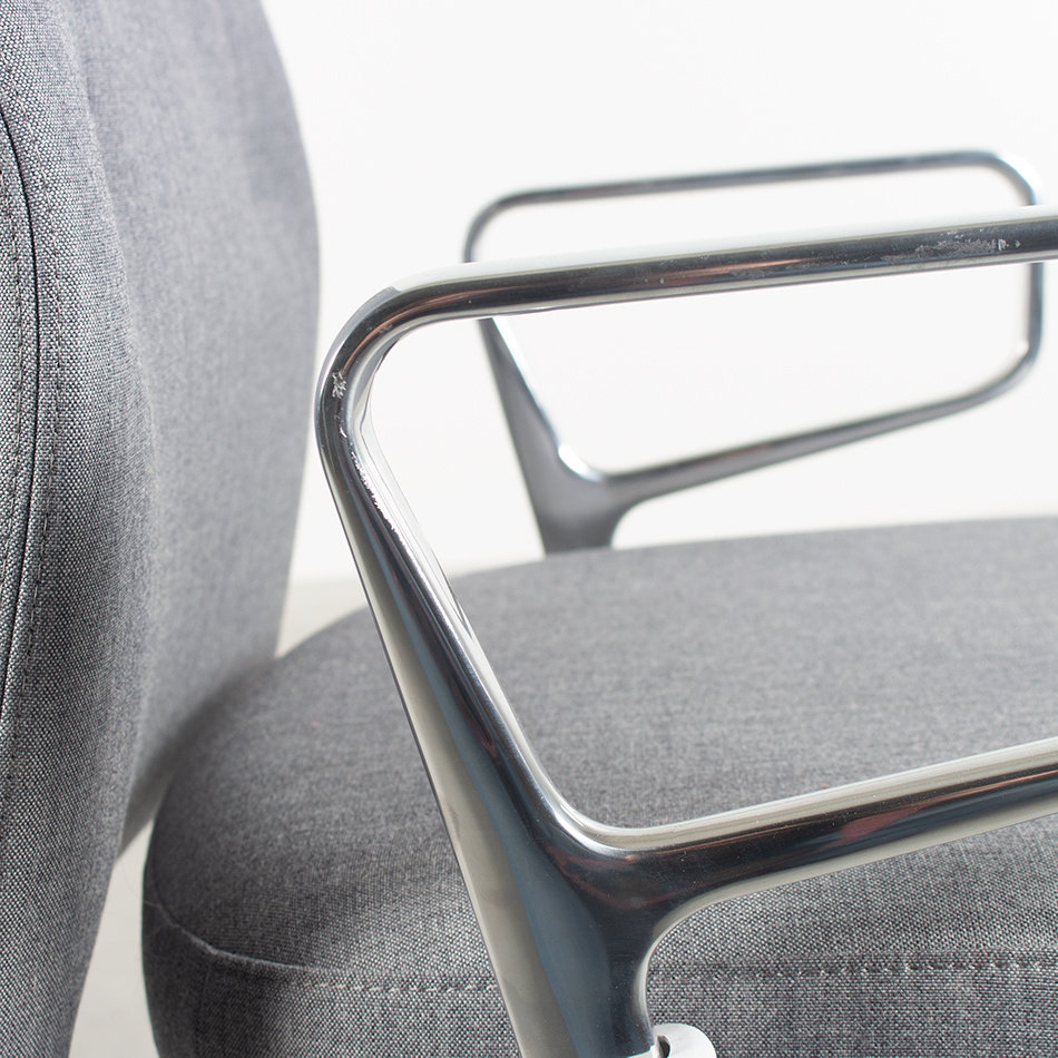 Vitra ID trim office chair Antonio Citterio