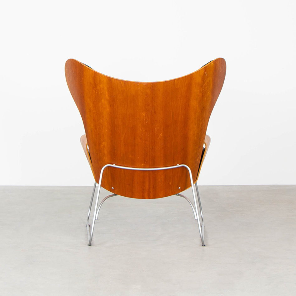 Gioia Meller Marcovicz armchair + ottoman Classicon