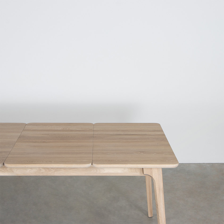 Sav & Økse Fjerre Extendable Table Oak Whitewash