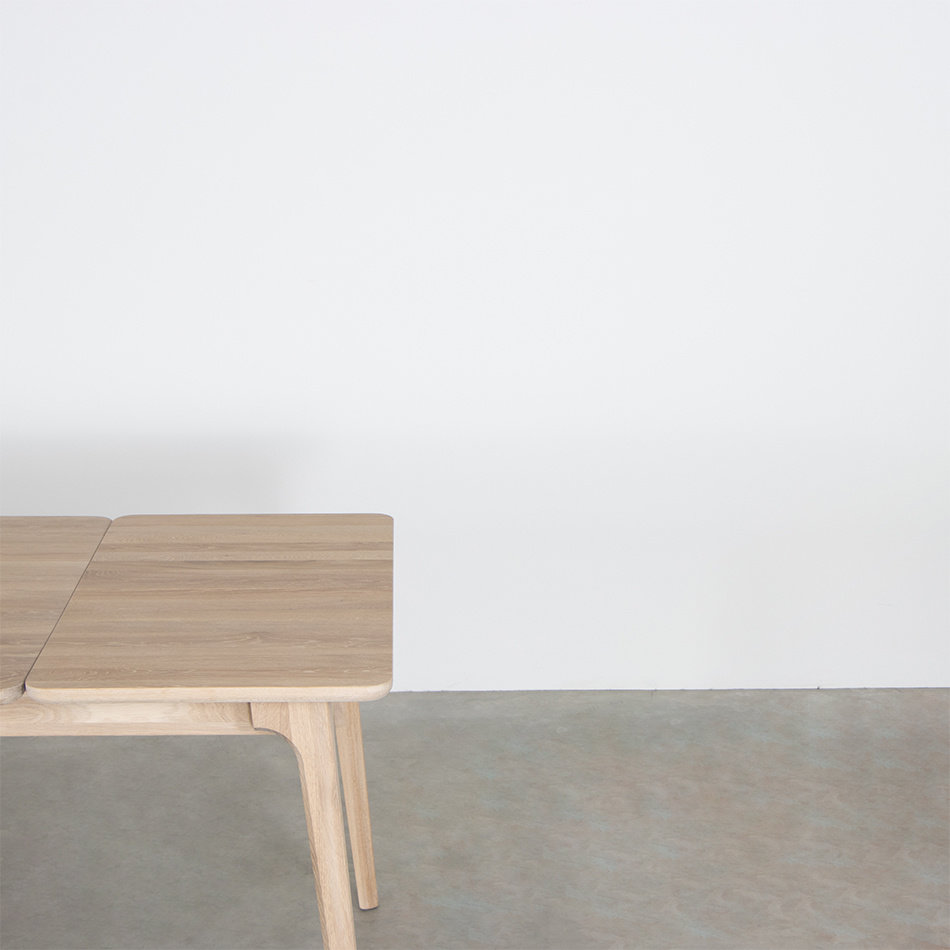 Sav & Økse Fjerre Extendable Table Oak Whitewash