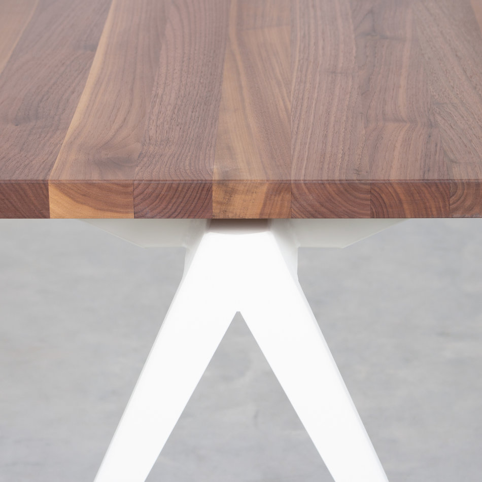 TD4 Table Bench White /  Walnut