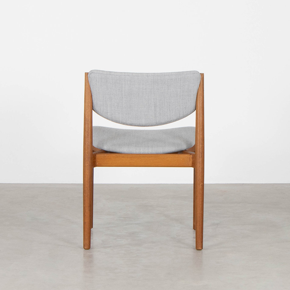 Finn Juhl chair model 197 teak