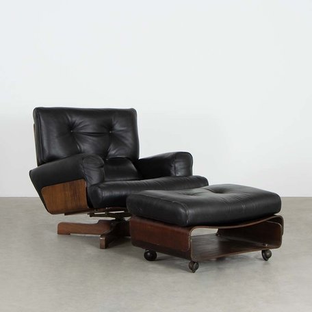 Menilio Taro model 401 lounge chair and hocker Cinova Italy