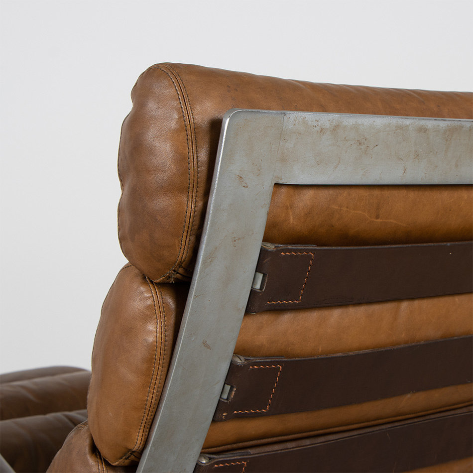 Cor Sinus lounge chair + ottoman vintage leather
