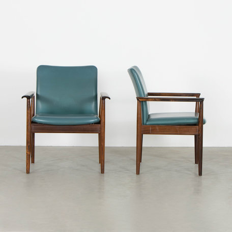 Finn Juhl Diplomat Chairs (set of 2) France and Son