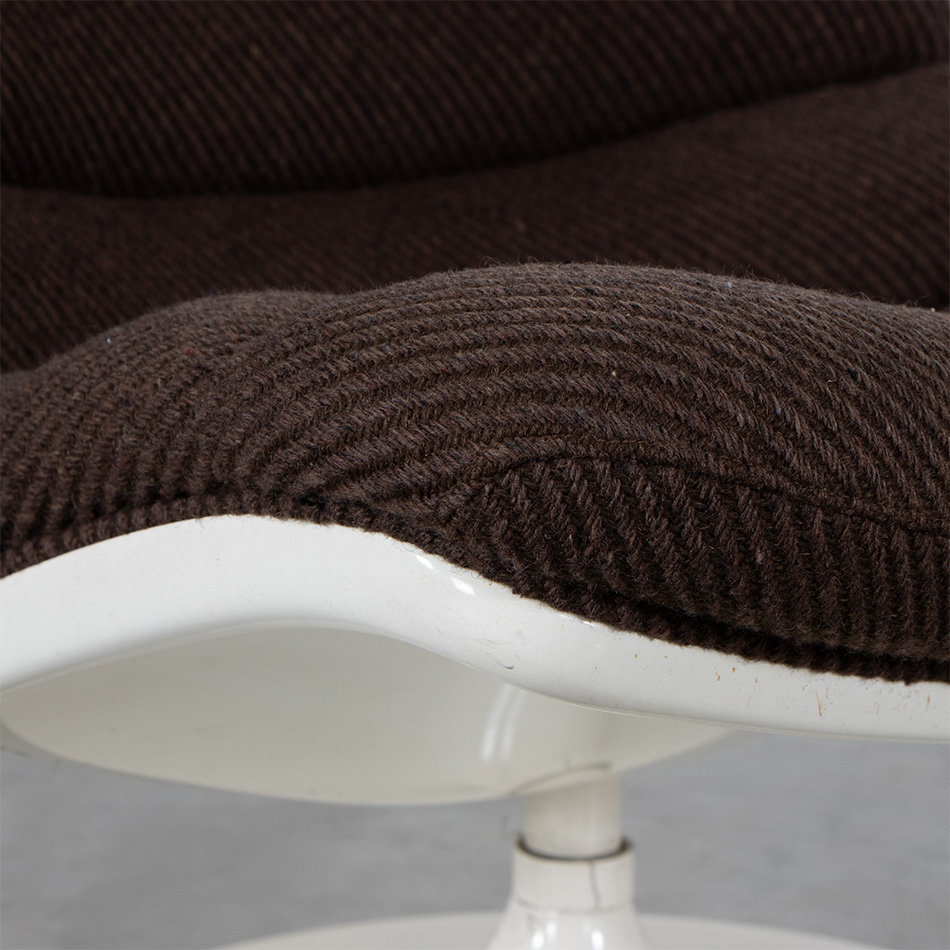 Geoffrey Harcourt F978 Armchair Brown Fabric Artifort