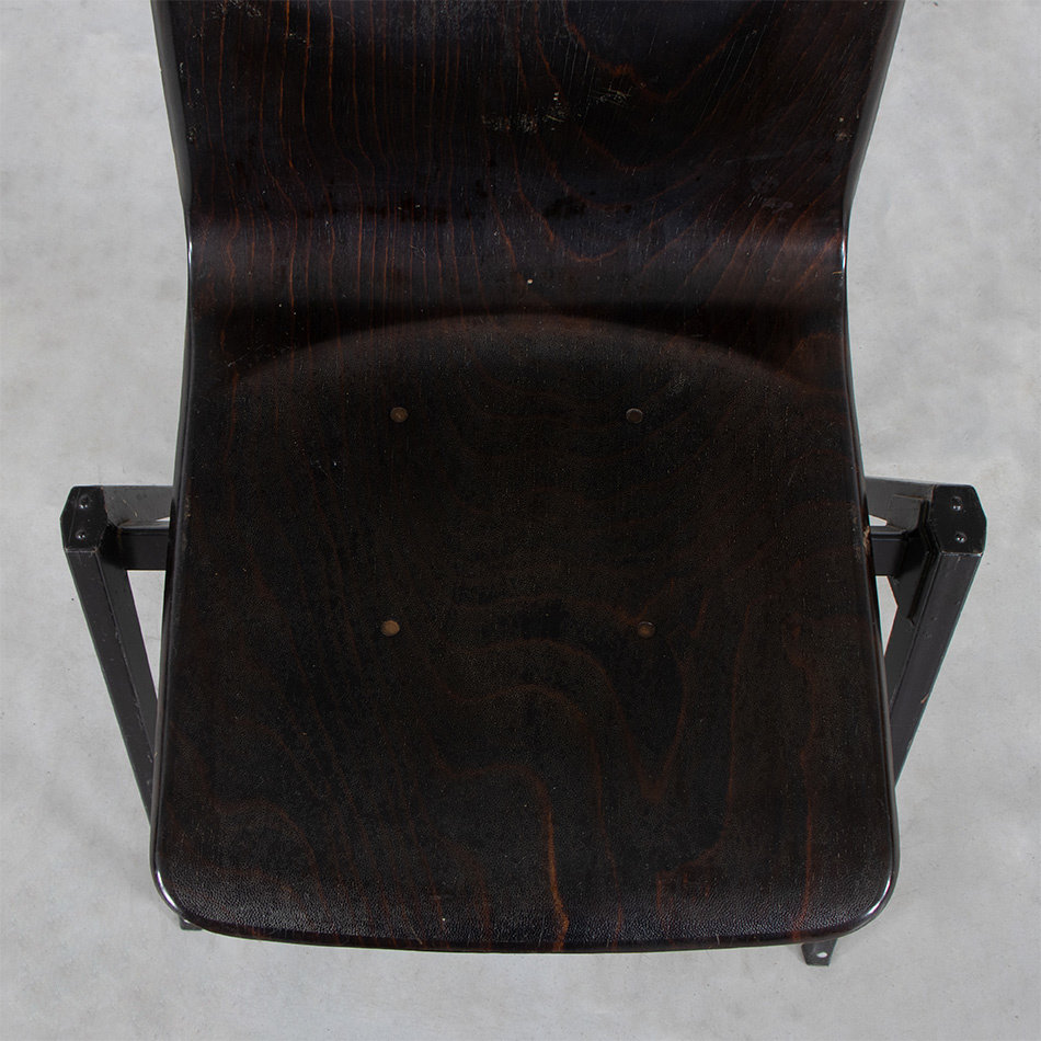 Galvanitas S22 stoelen zwart donkerbruin kuip jaren 60