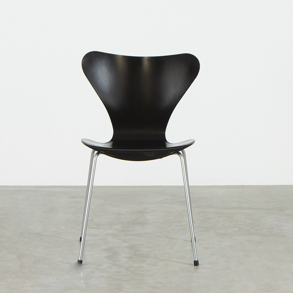 Arne Jacobsen butterfly chair black vintage Fritz Hansen