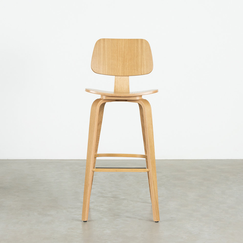 Junni Bar Chair Oak Matt Lacquered