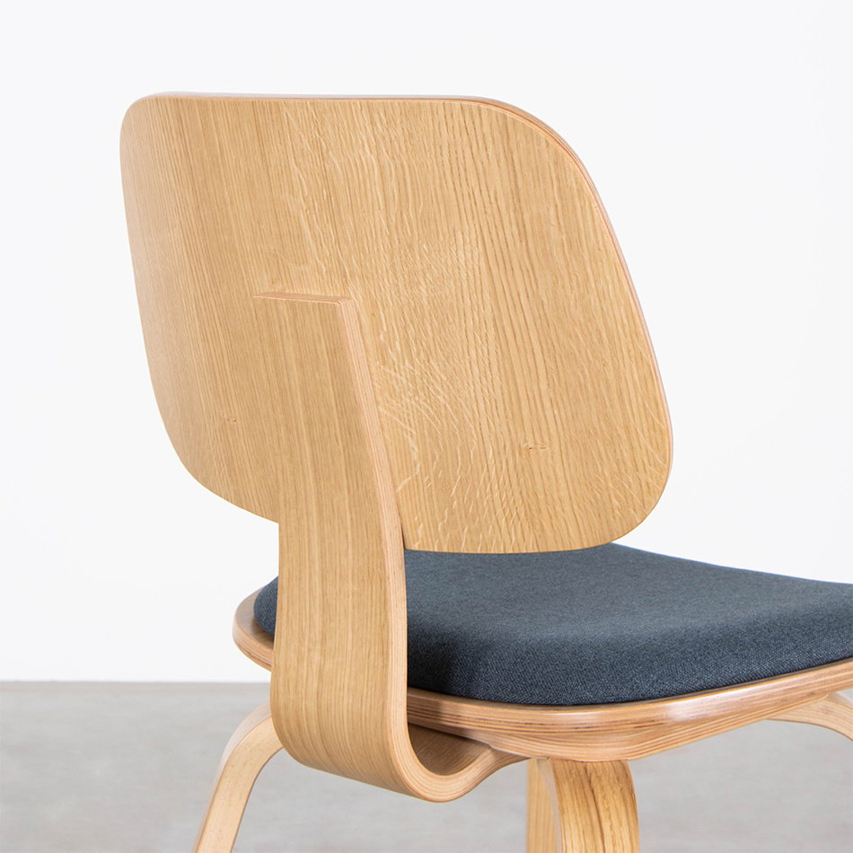 Junni Dining Chair Oak / Soil Indigo 90