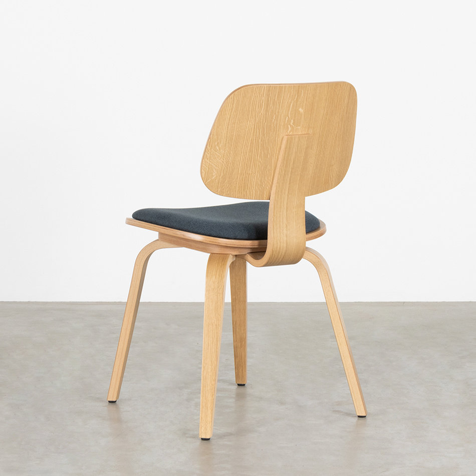 Junni Dining Chair Oak / Soil Indigo 90