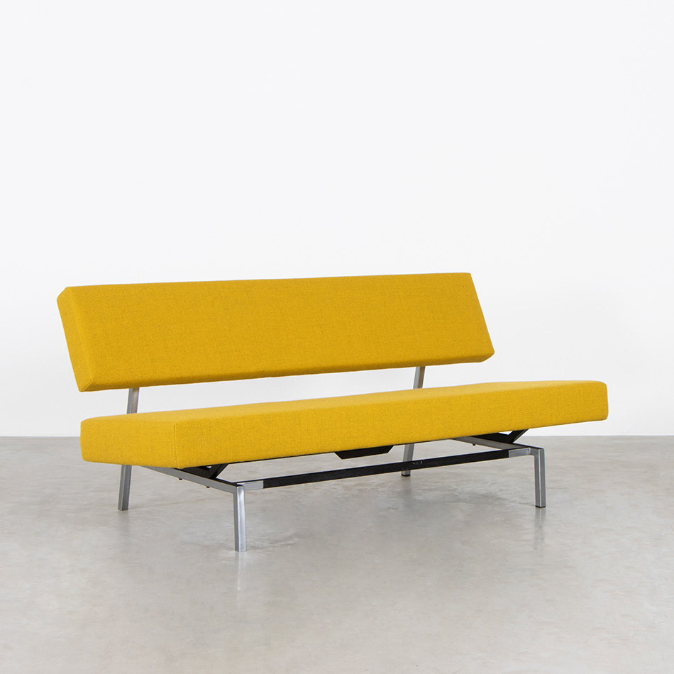 Martin Visser BR53 sofa yellow Spectrum