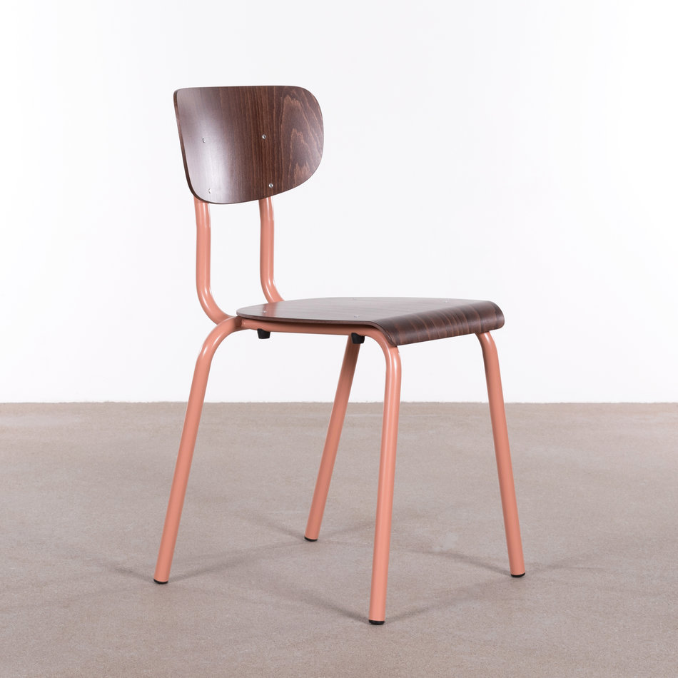 Studio BE 4-leg Chair Beige Red (RAL3012 Matt) / Cherry Pickle