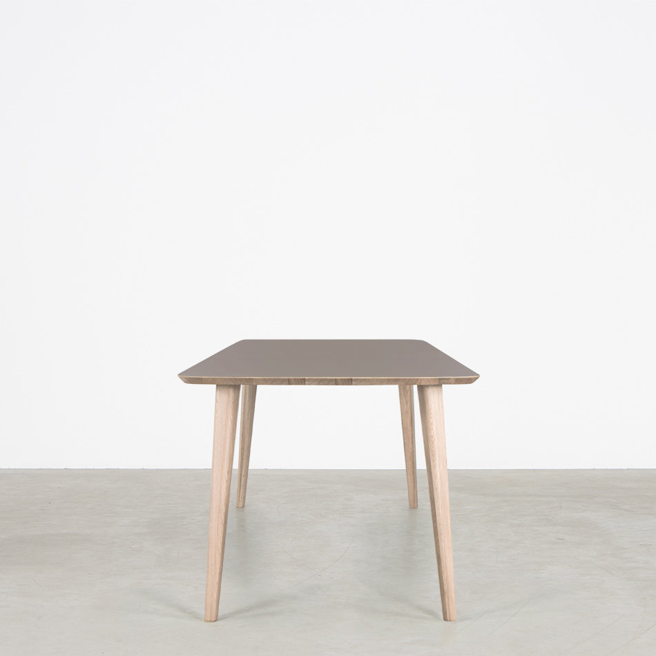 Tomrer Table Grey Fenix Top - Oak Whitewash Legs