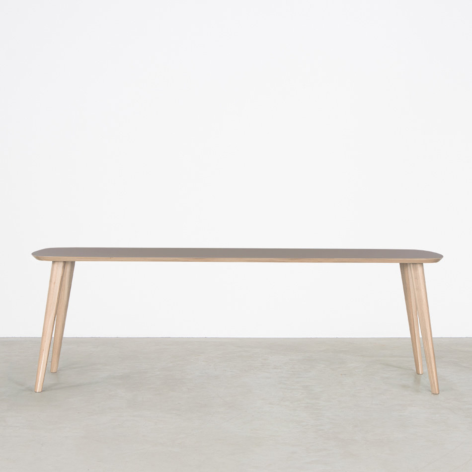 Tomrer Table Grey Fenix Top - Oak Whitewash Legs