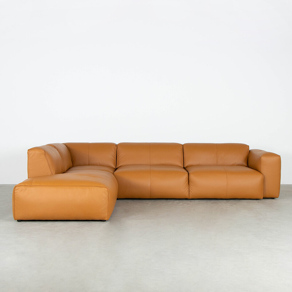 Tough 3-seater lounge sofa leather with beautiful stitching