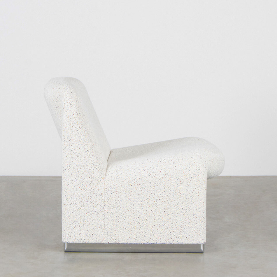 Giancarlo Piretti Alky Armchair white with speckles boucle wool Castelli