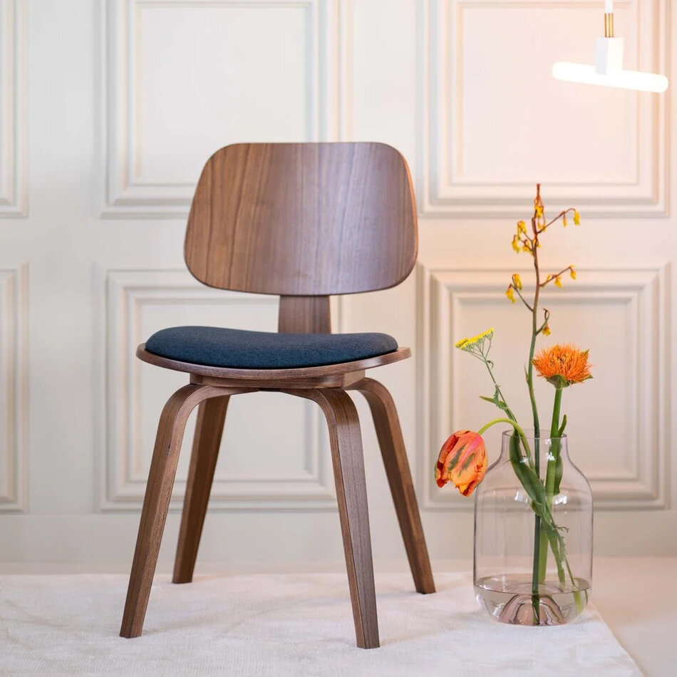 Junni Dining Chair Walnut / Seat Soil Indigo 90