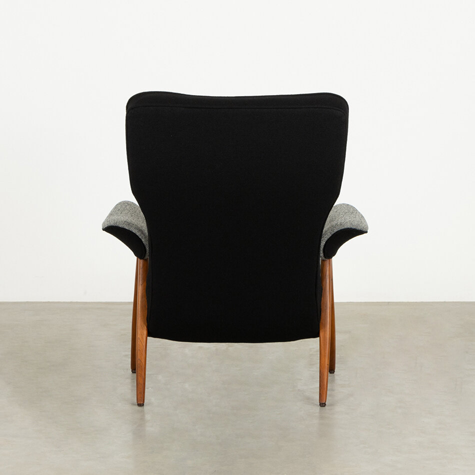 Theo Ruth fauteuil model 105 grijs/zwart Artifort