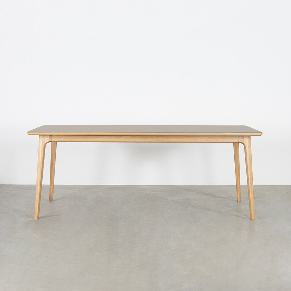 Fjerre Table Loamgrey Fenix Top - Oak Legs