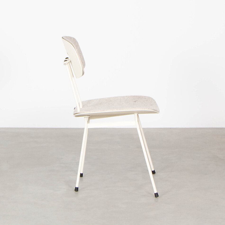 Tristan Frencken bent lounge chair white