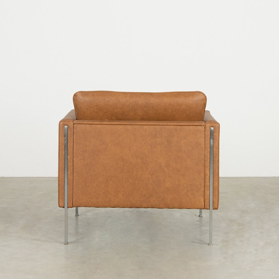 Pierre Paulin 442 armchair leather Artifort