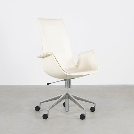 Fabricius and Kastholm FK Tulip Desk Chair White Cream Leather Walter Knoll