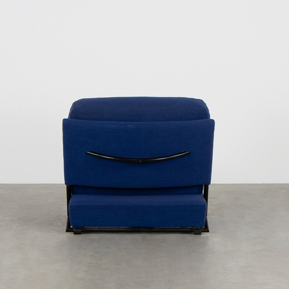 COR Trinus fauteuil / slaapmeubel blauw stof postmodern