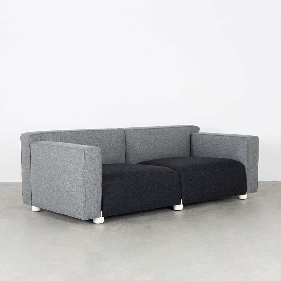 Knoll Barber BO3 3 Seater Sofa Divina Grey 