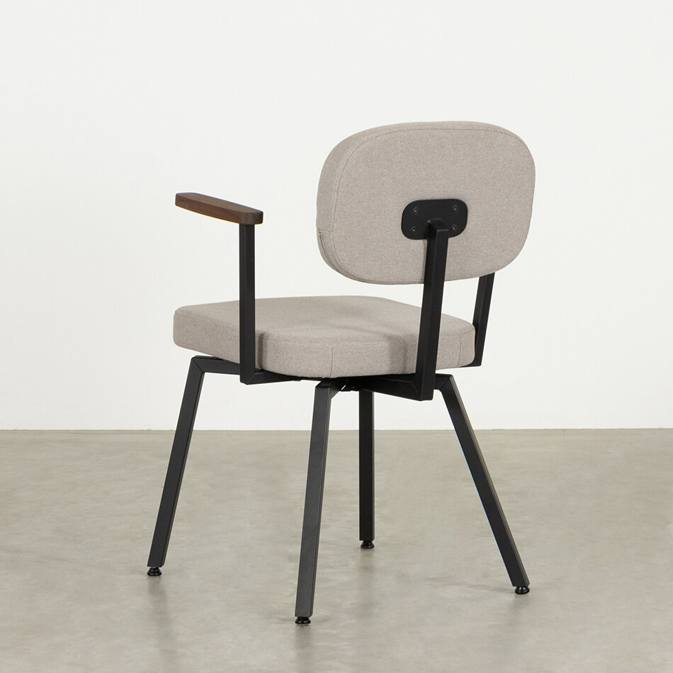 MK Chair With Arm Fabric Olbia Stone 181 / Frame Black (RAL 9005)