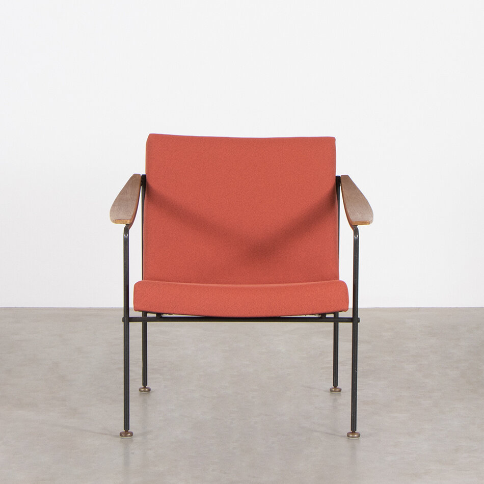 André Cordemeyer armchair model 1412 red Gispen