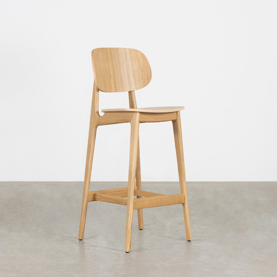 Sinni Counter Bar Chair Oak Matt Lacquered (67 cm)