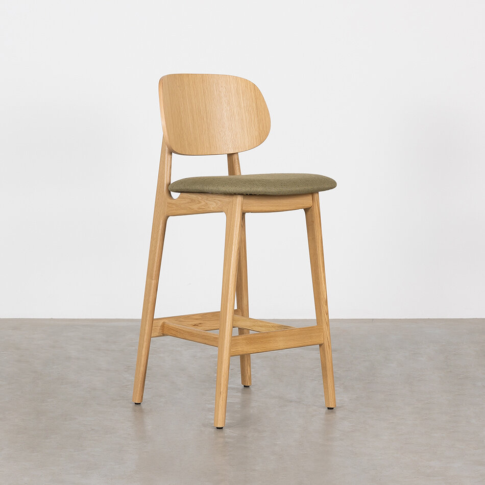 Sinni Counter Bar Chair Oak Matt Lacquered (69 cm)
