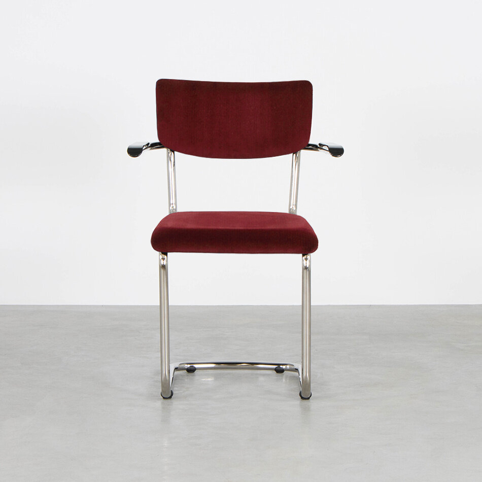 Tubax Elsene tubular frame chair with armrests / Manchester rib fabric 03 dark red