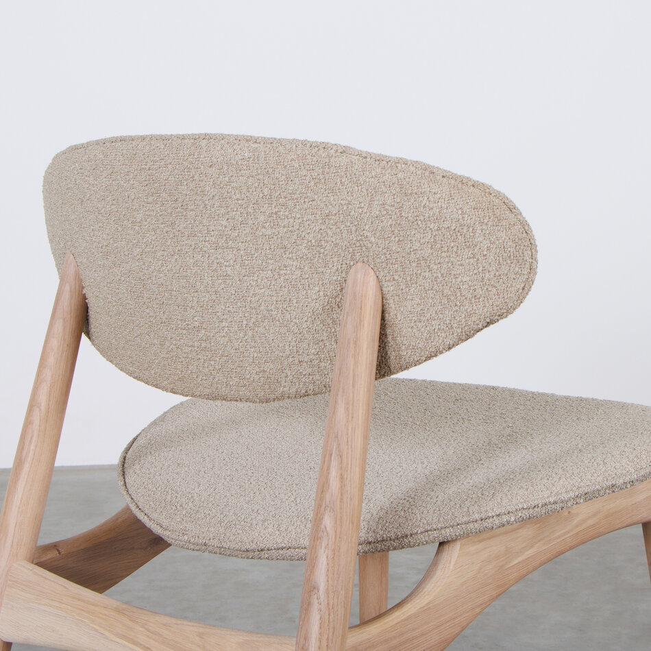 Aino Lounge Chair Oak with Domino Fabric