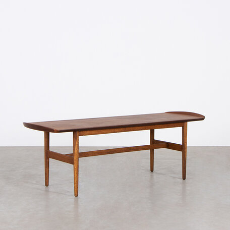 Beautiful Danish rectangular coffee table from the 1960s
