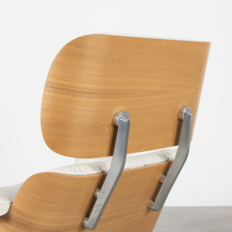 Eames lounge chair + Ottoman Jongerius editie Vitra