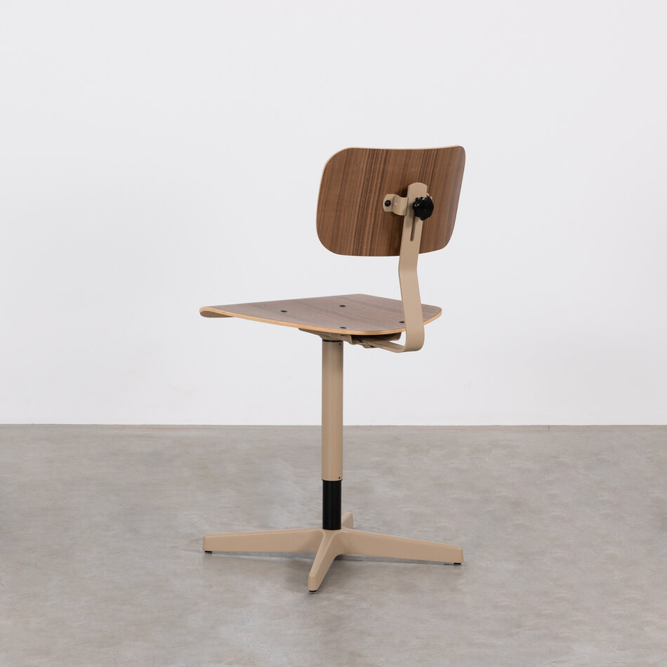 Elon Industrial Work Chair Grey Beige (RAL1019) / Walnut