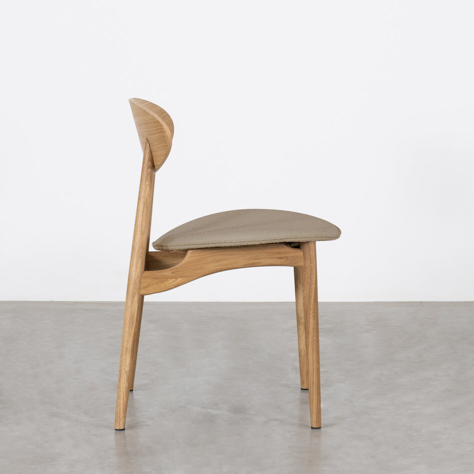 Aino Dining Room Chair Oak with Domino Fabric