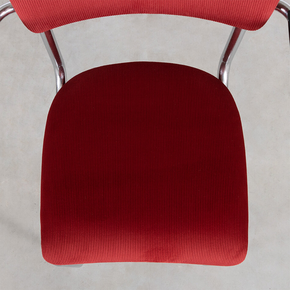 Set of 5 De Wit 1017 tubular frame chair Manchester dark red