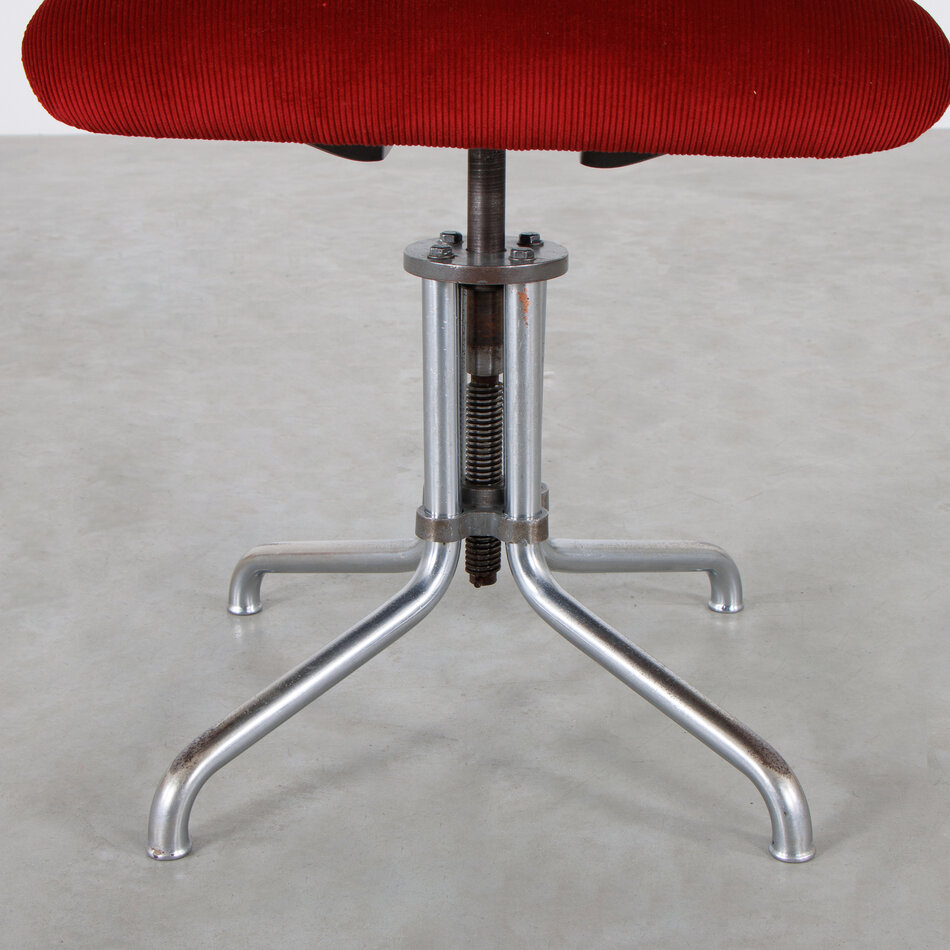 Gispen 356 office chair Manchester rib fabric dark red