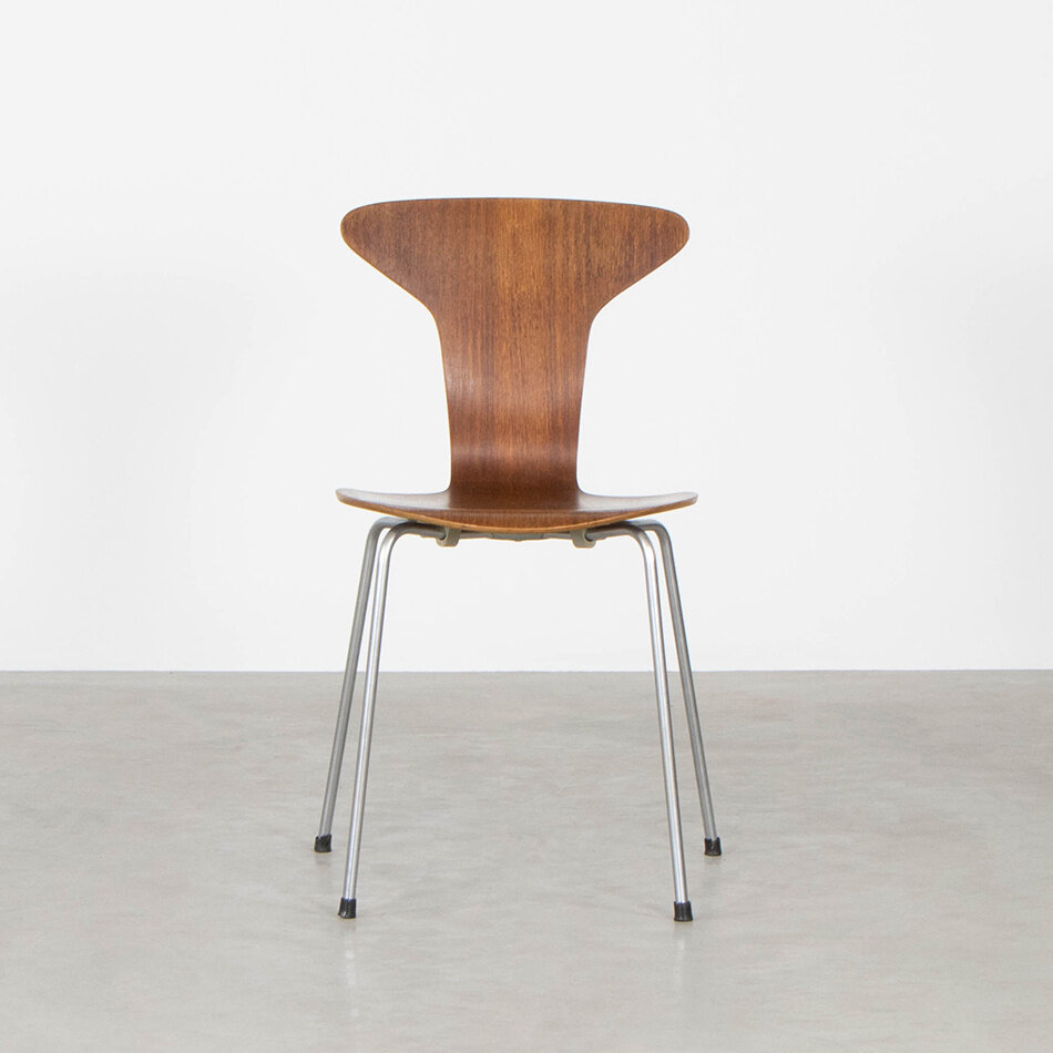 Arne Jacobsen Mug chair teak from the 60s