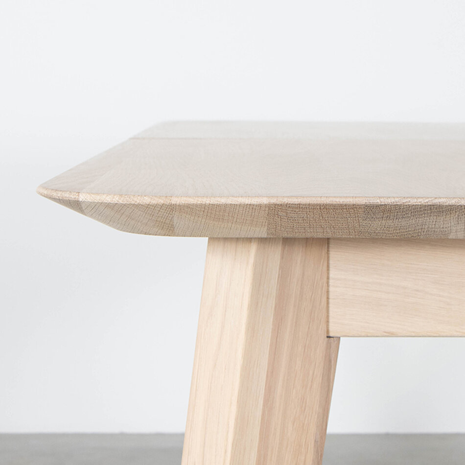 Nonne Table Oak Whitewash