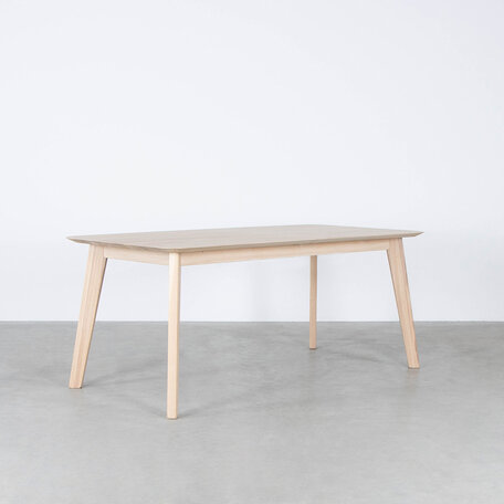 Nonne Table Oak Whitewash