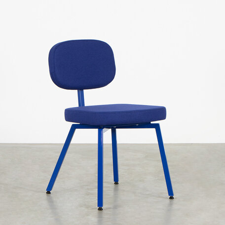MK Chair - Facet Indigo 90 / Frame Ultra Blue