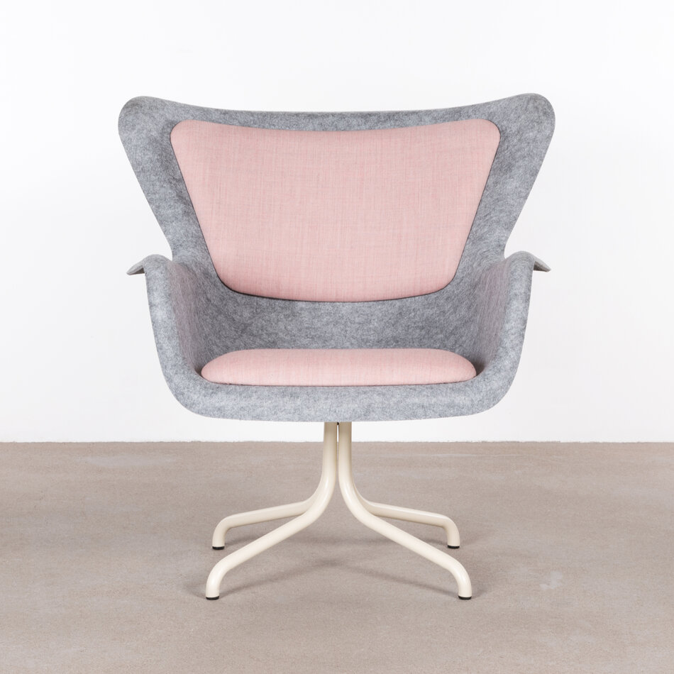 PET Fauteuil Met Kussen - Wit / Lichtgrijs / Licht Roze Bekleding